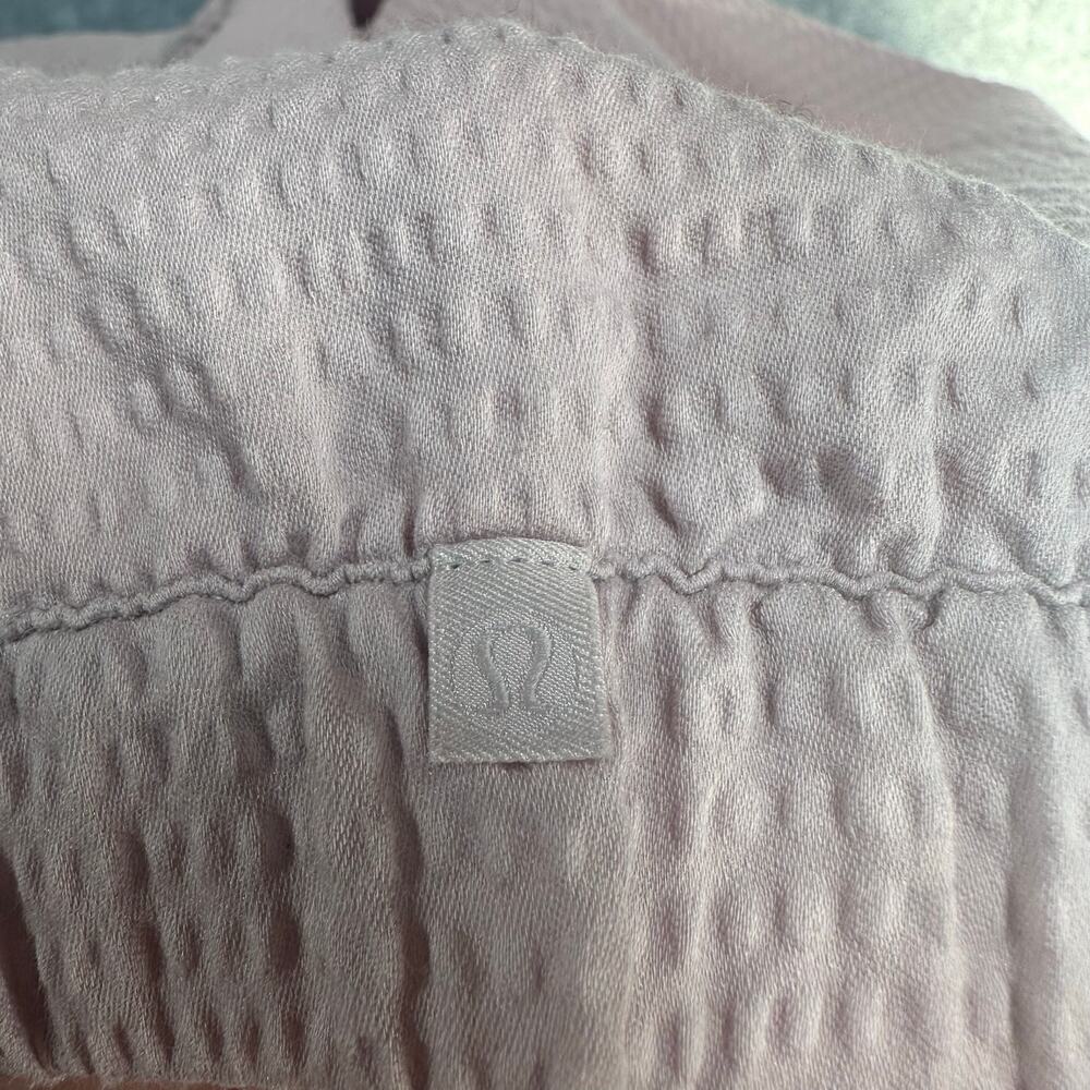 Lululemon Pack Light Packable Pullover Rain Jacke… - image 4